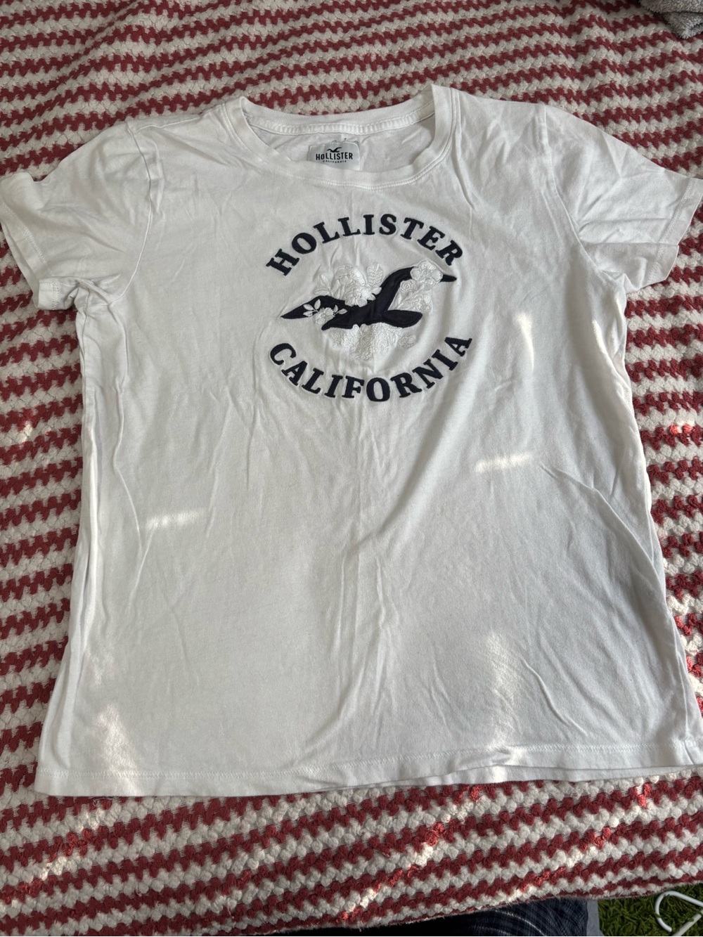 Vintage Hollister White 'Hollister California Graphic Tee